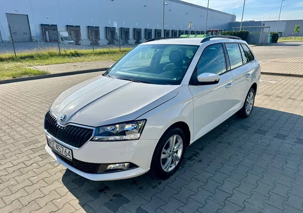 lwówek Skoda Fabia cena 32000 przebieg: 88500, rok produkcji 2019 z Lwówek